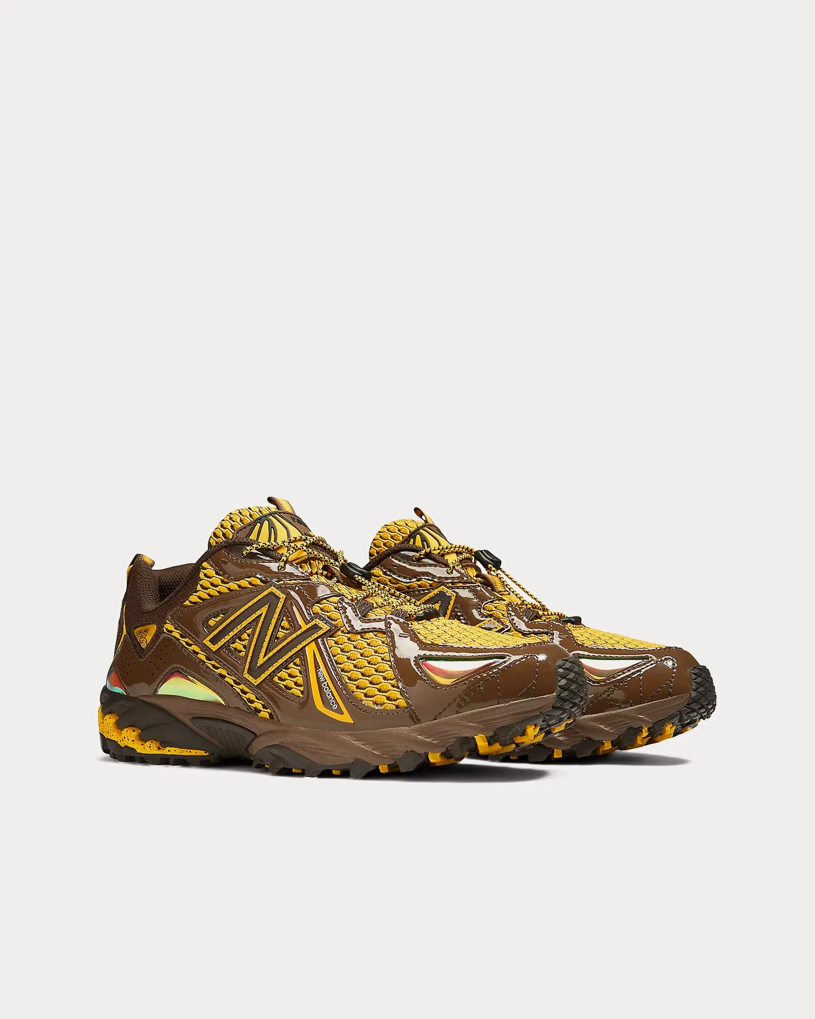 610v1 Desert Palm / True Yellow Low Top Sneakers