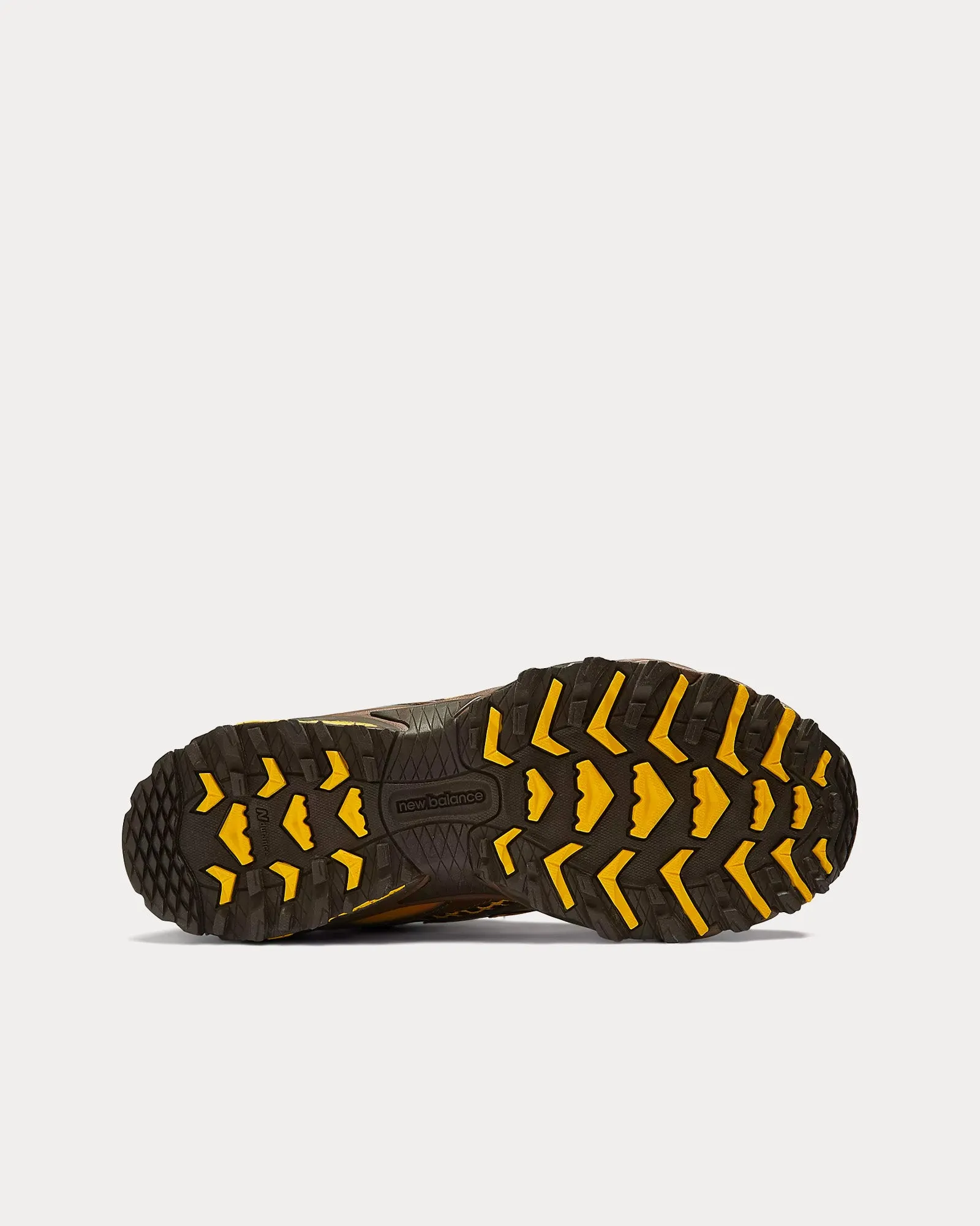 610v1 Desert Palm / True Yellow Low Top Sneakers