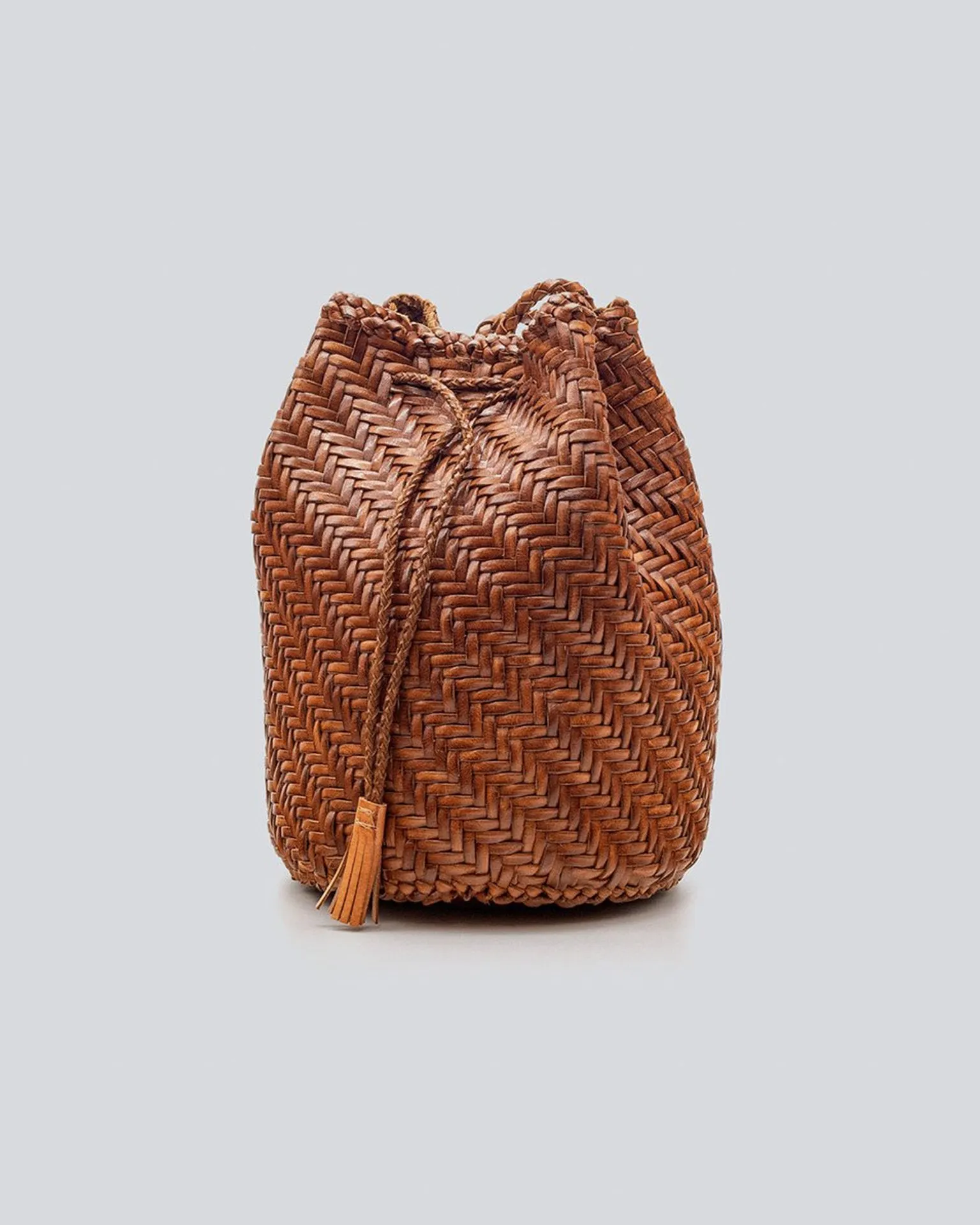 Pom Pom Double Jump in Tan